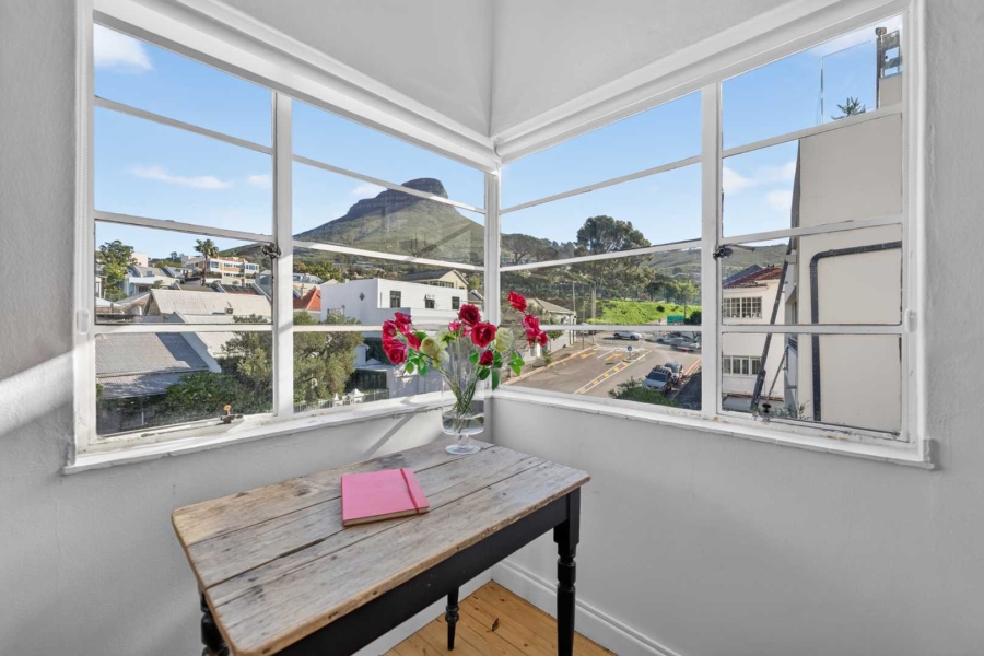 2 Bedroom Property for Sale in Gardens Western Cape